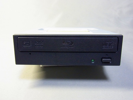 パイオニア製Blu-rayドライブの新モデル「BDR-209」