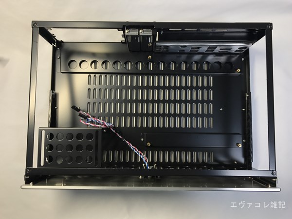 AS Enclosure RS04 ASE-RS04の中身